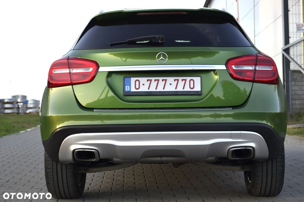 Mercedes-Benz GLA 180 d Activity Edition - 18