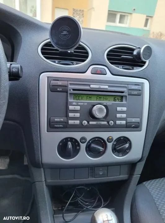 Ford Focus 1.8 TDCI Trend - 4