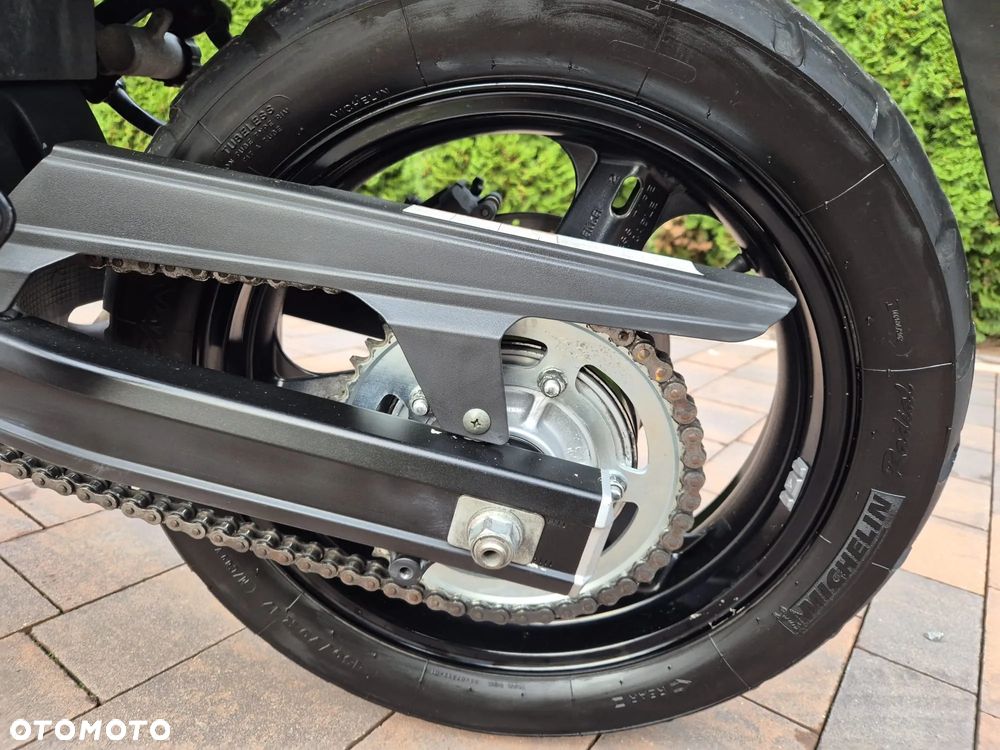 Suzuki V-STROM - 13