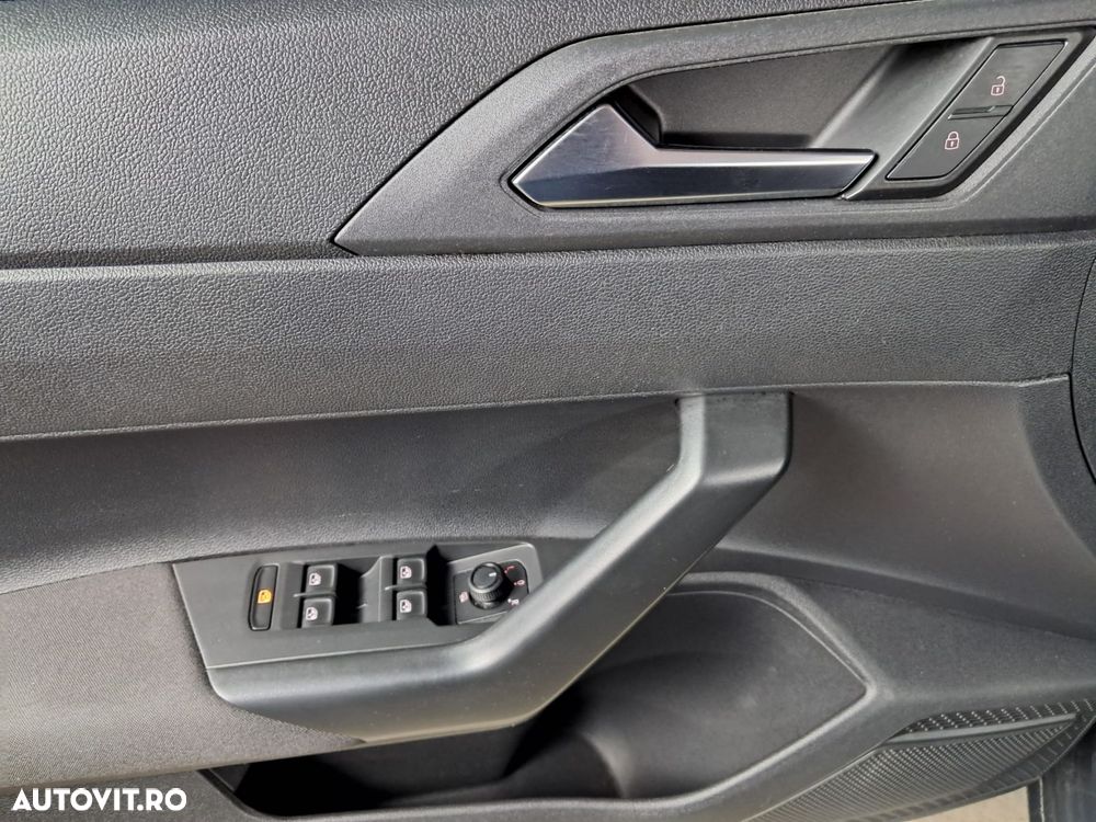 Volkswagen Polo - 18