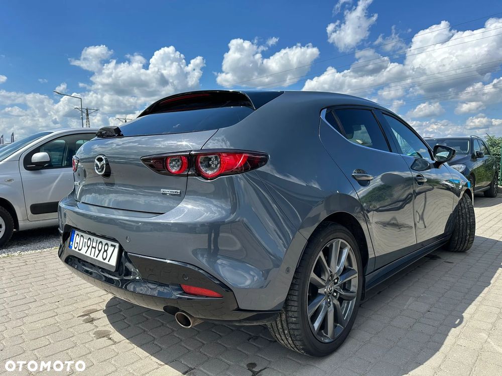 Mazda 3 2.0 mHEV Hikari - 12