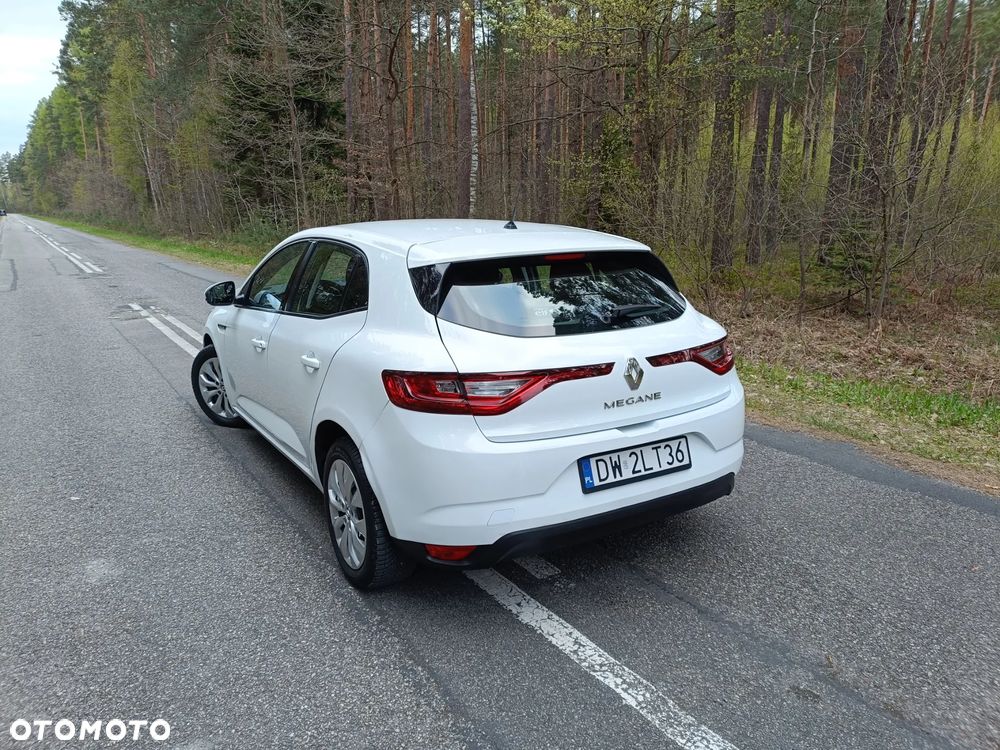 Renault Megane 1.6 SCe Life - 31