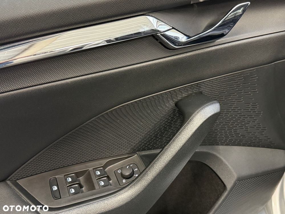 Skoda Octavia 1.5 TSI ACT Style - 17