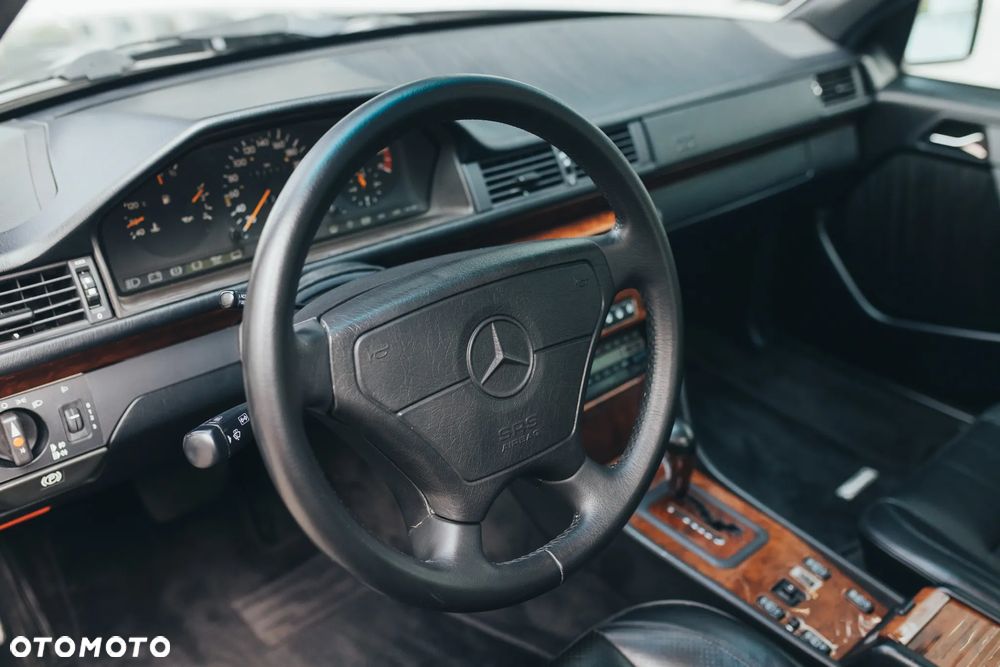 Mercedes-Benz W124 (1984-1993) - 10