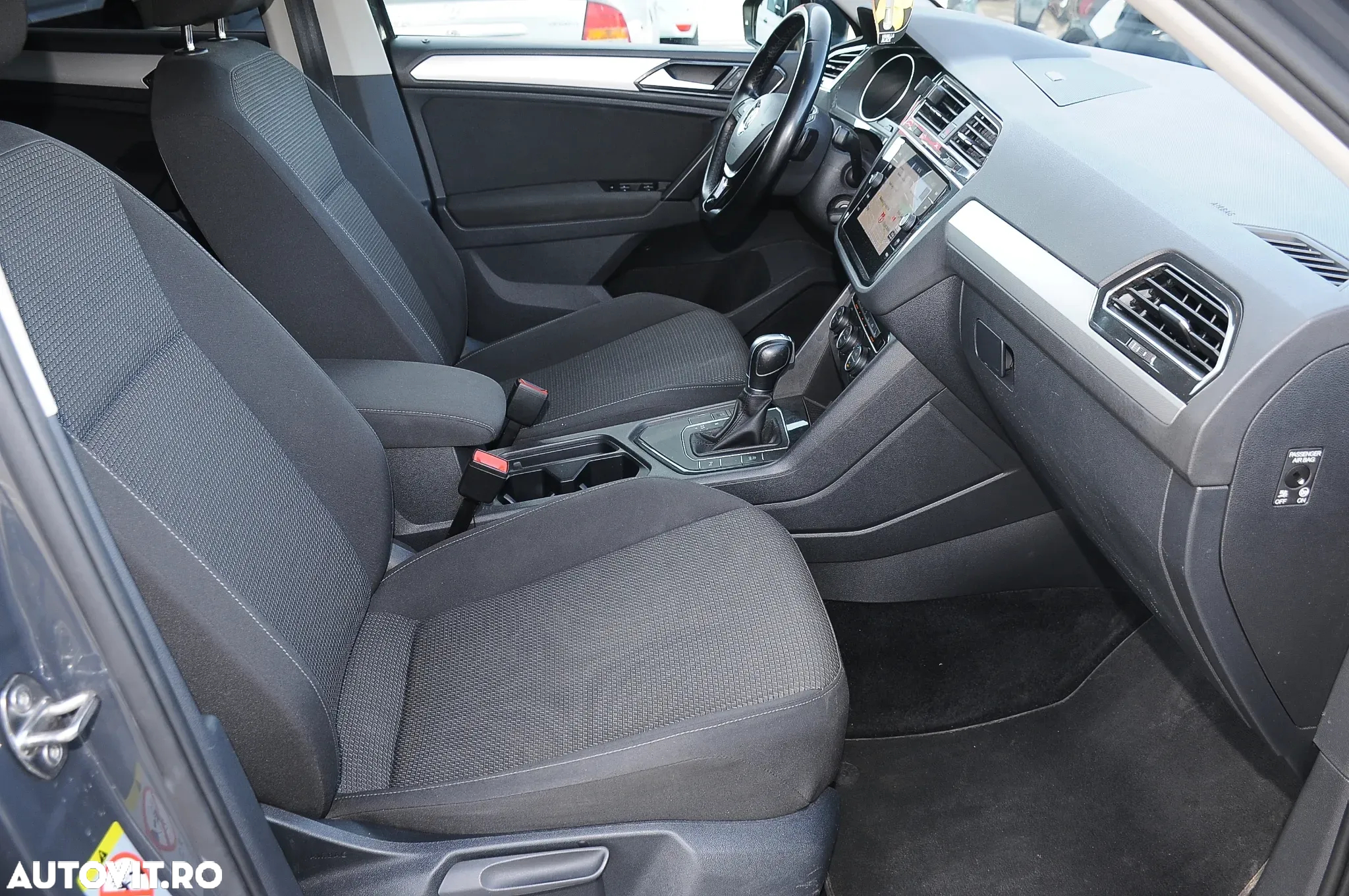 Volkswagen Tiguan 2.0 TDI DPF DSG Comfortline - 9