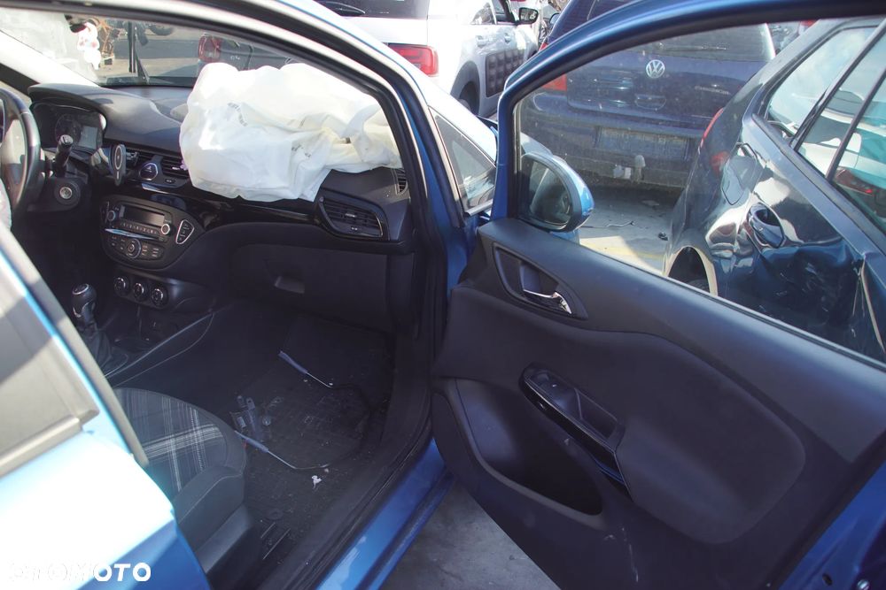 Auto na części - Opel Corsa E 1.4 Twinport 90 KM B14XEL F17 Z22V 2018R Silnik Skrzynia Drzwi Błotnik Zderzak Klapa Lampa Lusterko Klamka Szyba Deska Kokpit Sterownik Moduł Czujnik Licznik Panel Kierownica - 10