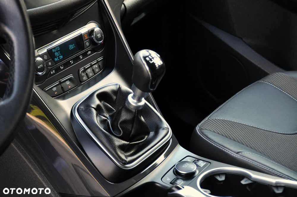 Ford Kuga - 33