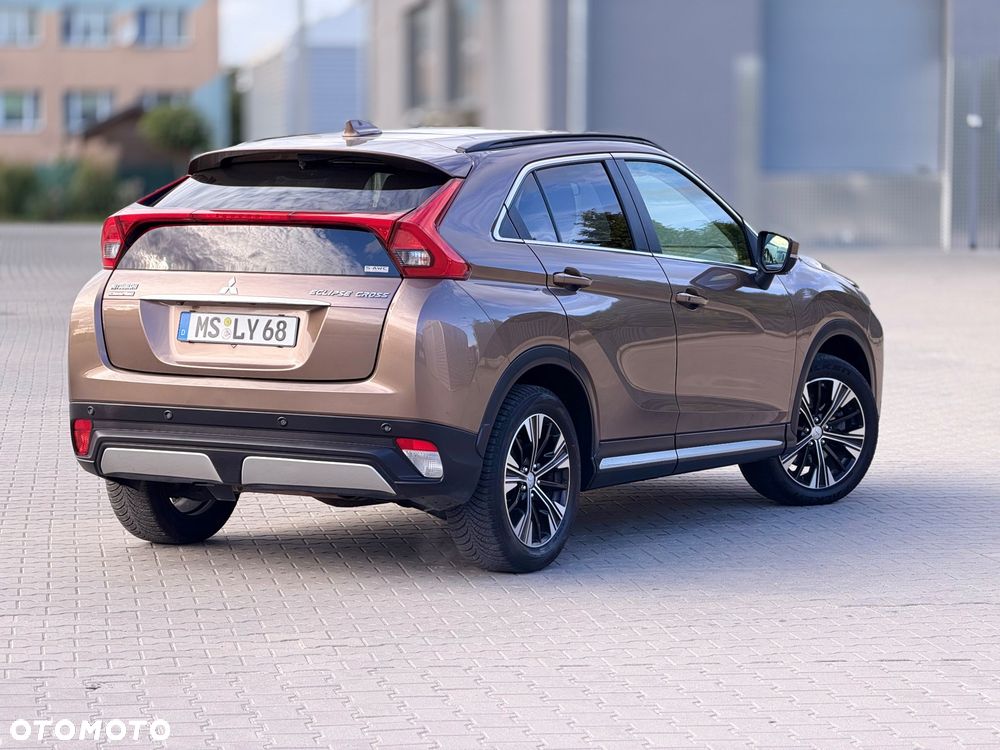 Mitsubishi Eclipse Cross 1.5 T-MIVEC CVT 4WD Spirit+ - 4