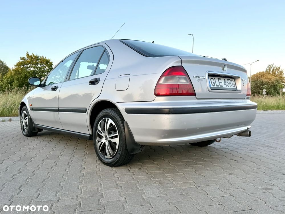 Honda Civic 1.4i S - 4