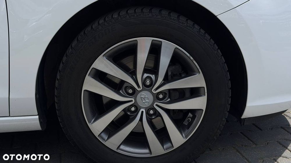 Hyundai i30 1.6 D Style DCT - 5