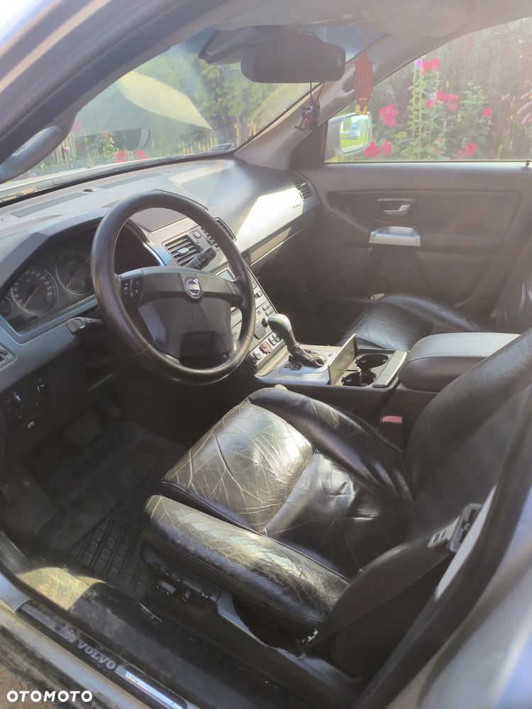 Volvo XC 90 2.4 D5 - 8