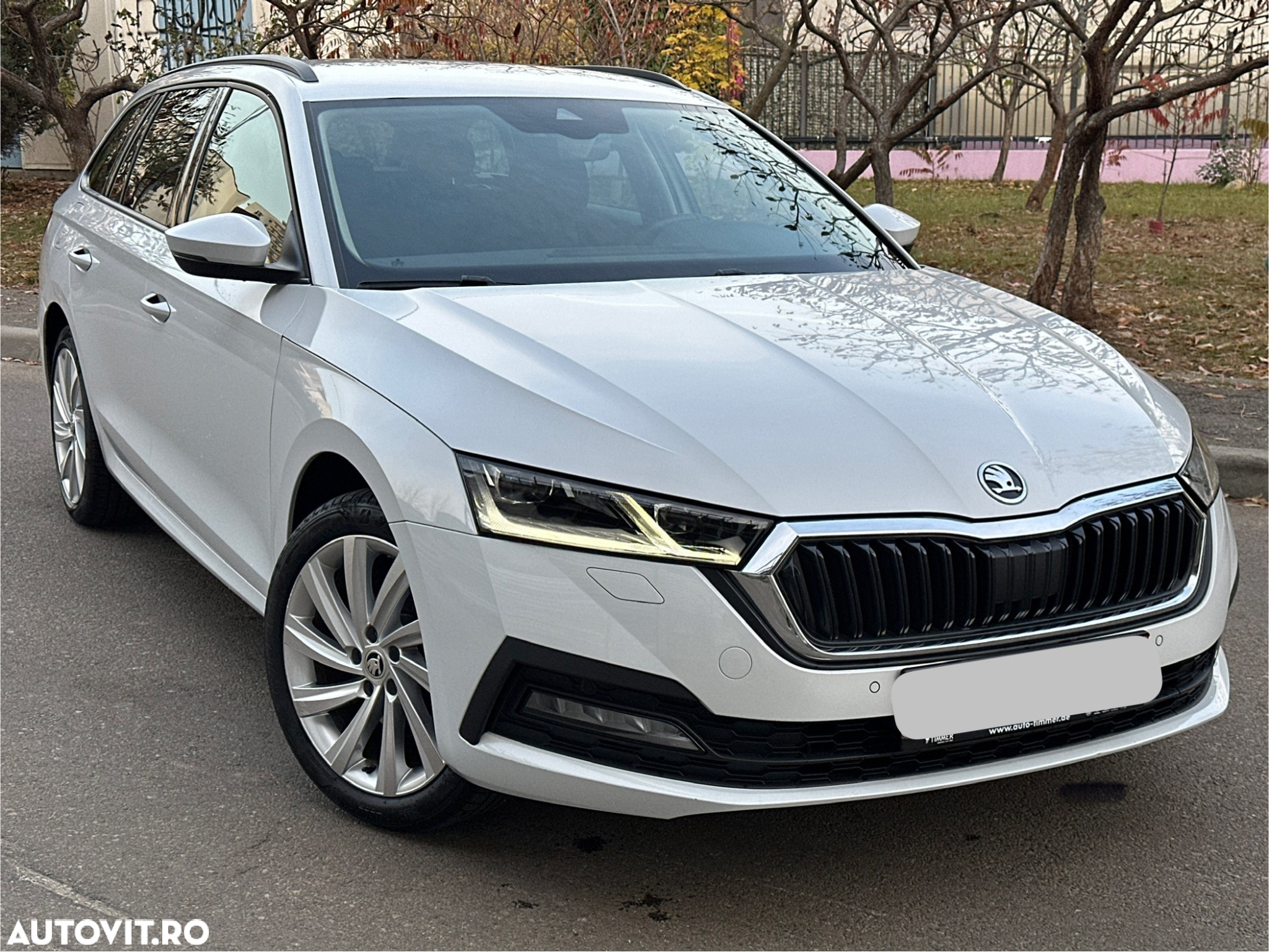 Skoda Octavia Combi 1.4 TSI iV DSG First Edition - 3