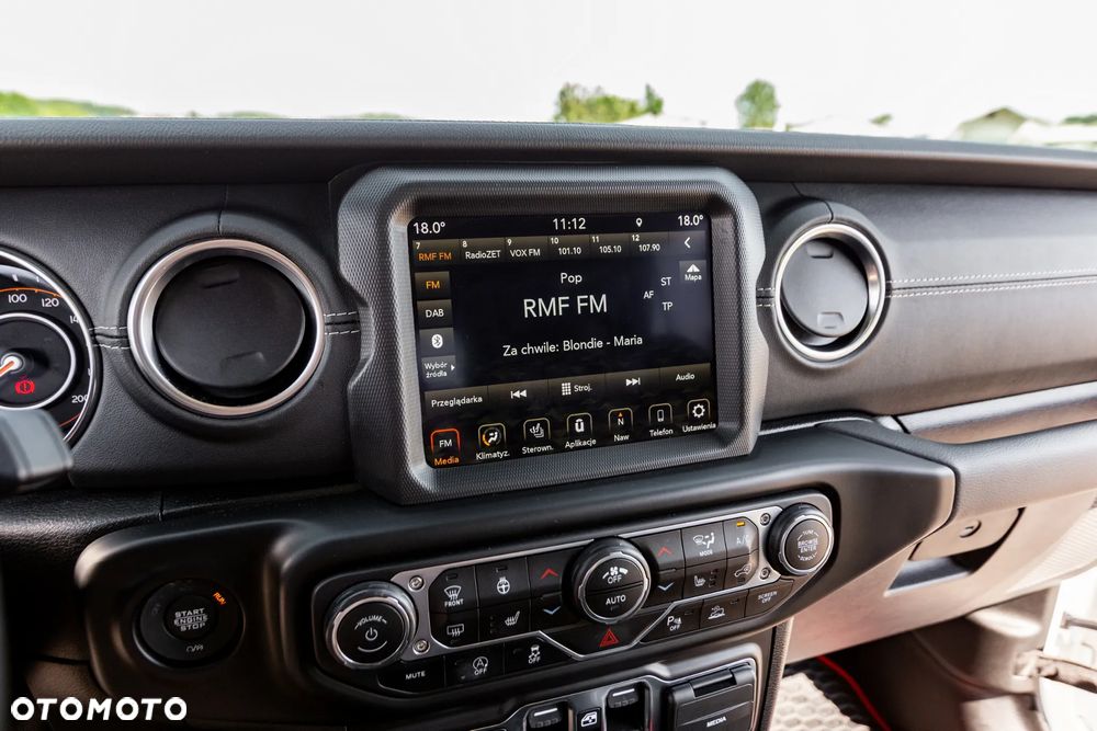 Jeep Wrangler Unlimited GME 2.0 Turbo Sahara - 10