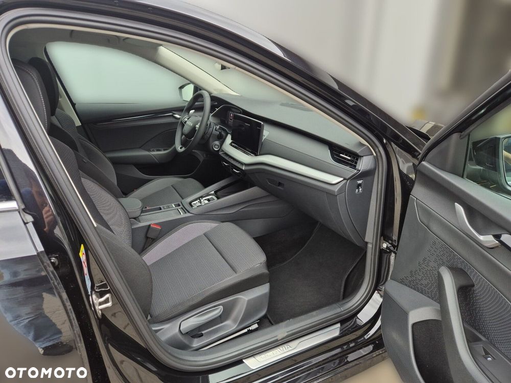 Skoda Octavia 1.5 TSI mHEV Drive Selection DSG - 16
