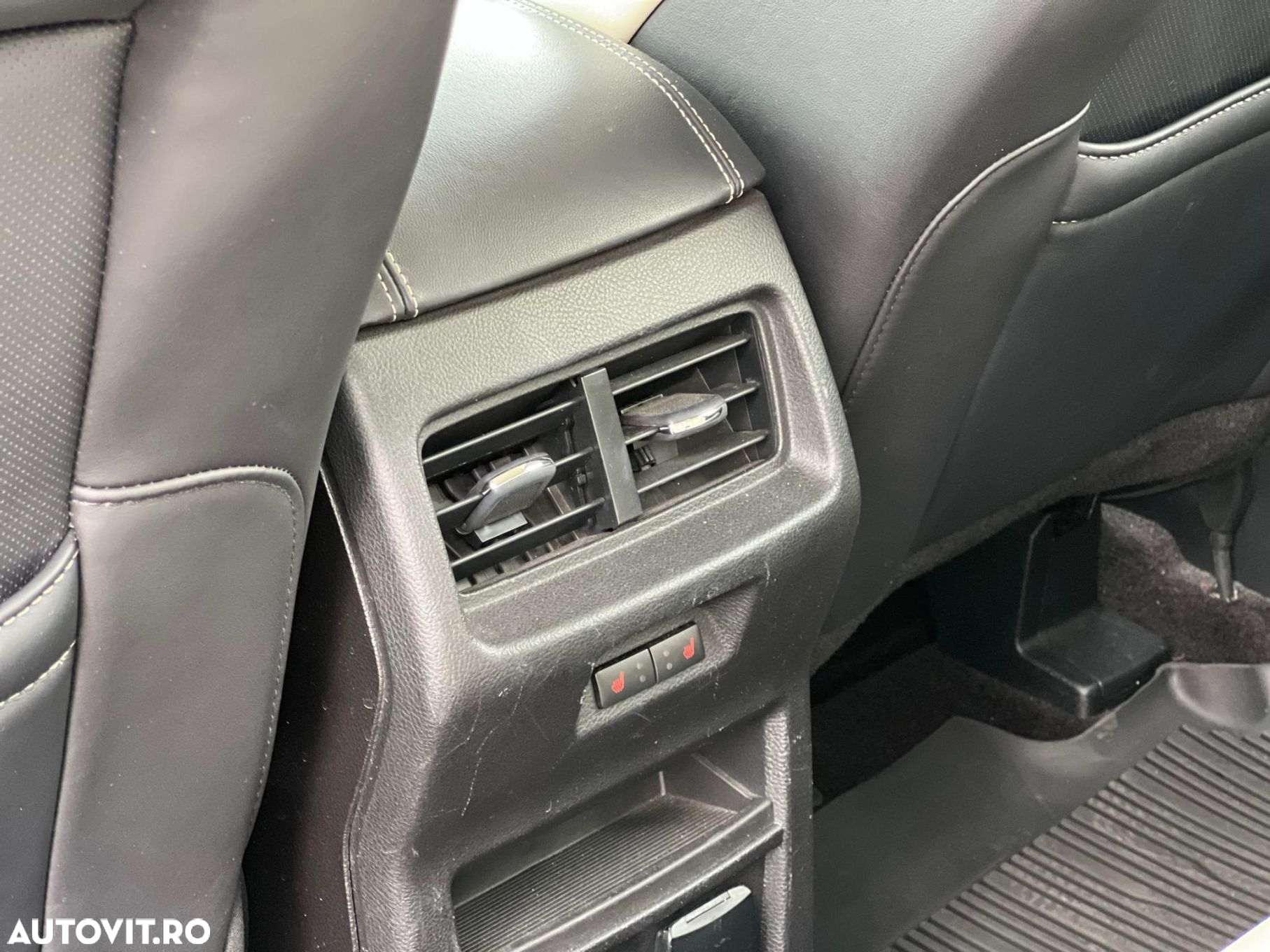 Ford Edge 2.0 TDCi Powershift Vignale - 16