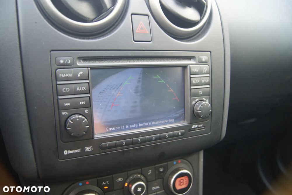 Nissan Qashqai 2.0 dCi DPF I-Way - 14