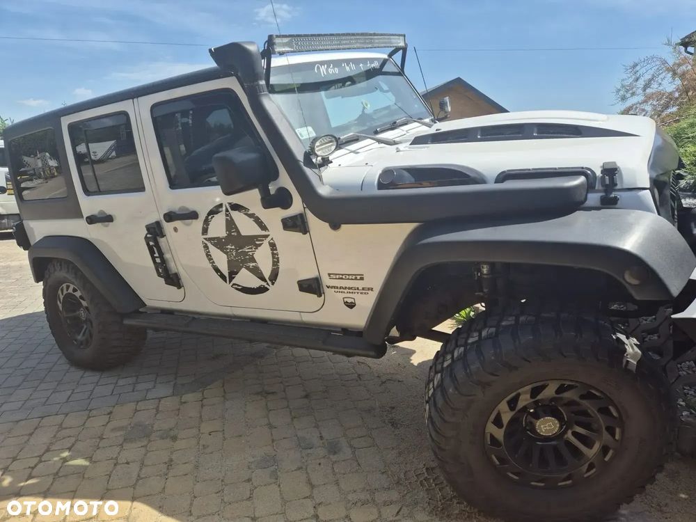 Jeep Wrangler 2.8 CRD Unlim Sport - 12