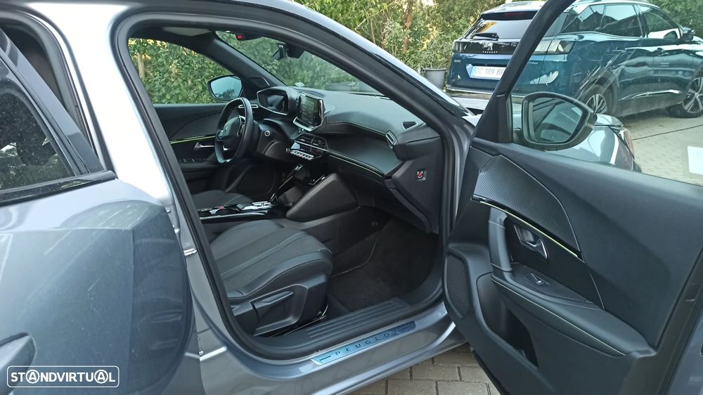 Peugeot e-2008 GT Pack - 30