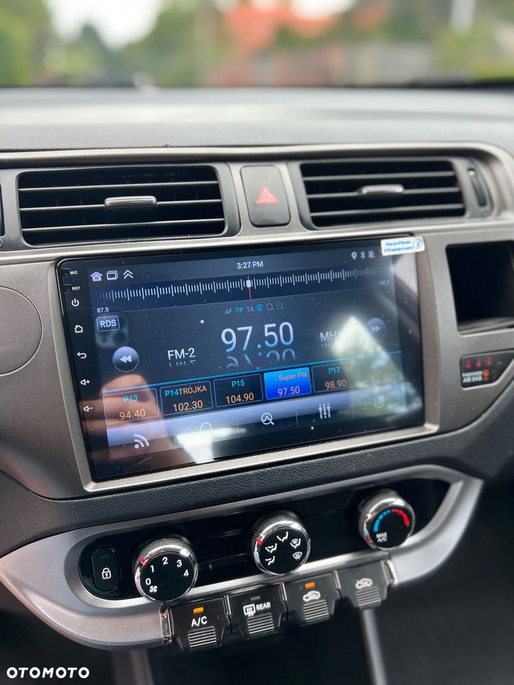 Kia Rio 1.4 Edition 7 - 28