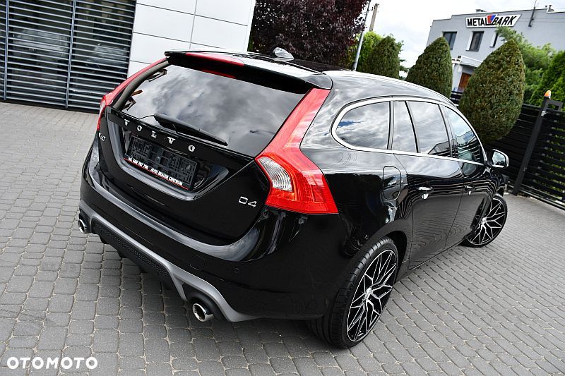 Volvo V60 D4 Geartronic RDesign - 4