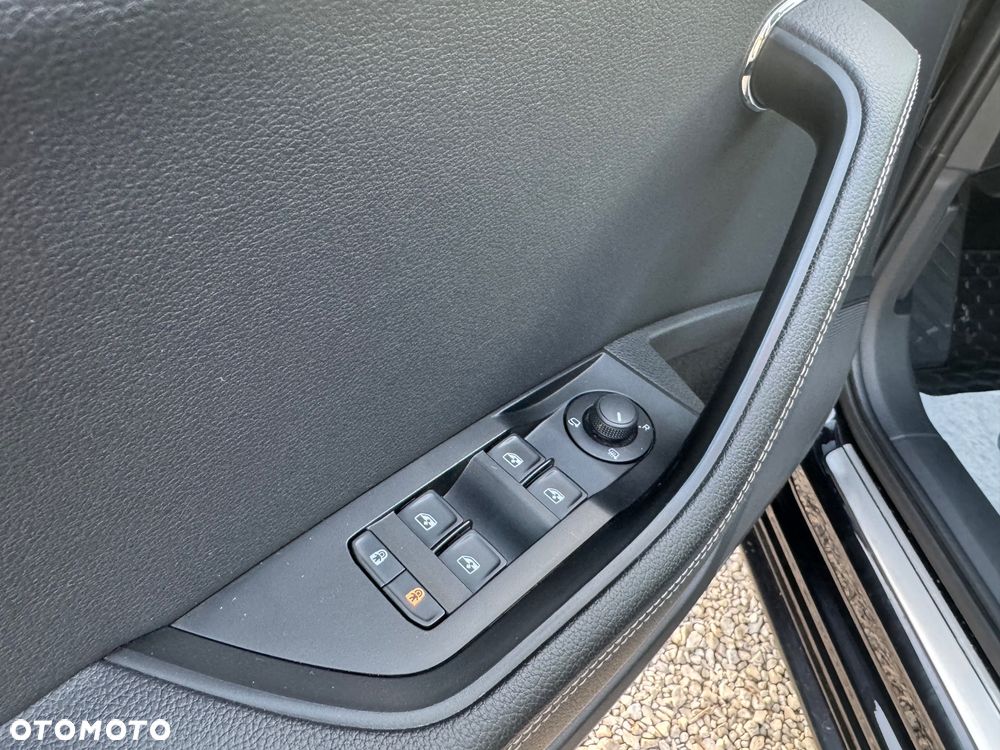 Skoda Superb 2.0 TSI Ambition DSG - 20