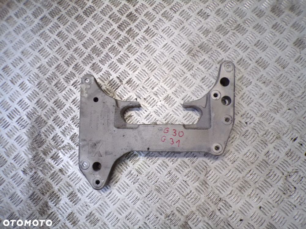 ŁAPA SKRZYNI BMW G20 G21 - 1