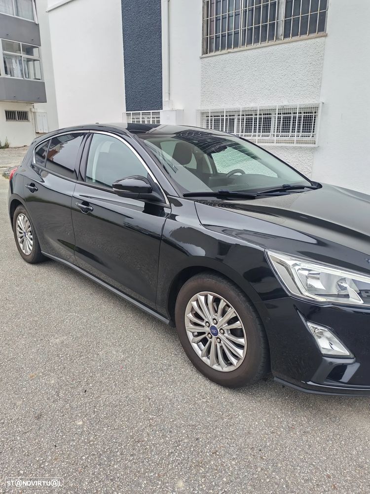 Ford Focus 1.0 EcoBoost Titanium - 2
