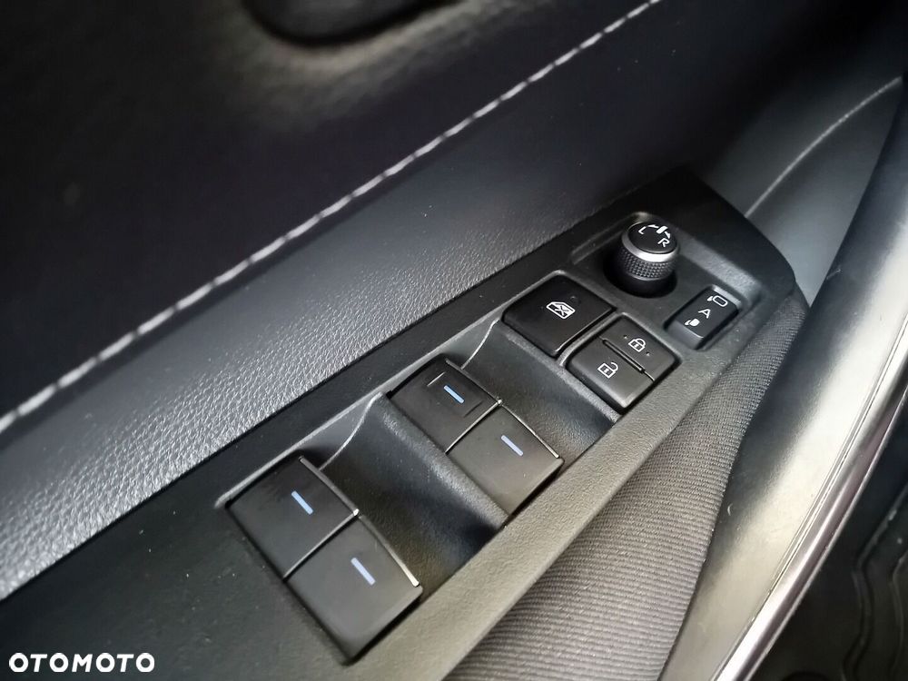 Toyota Corolla 2.0 Hybrid Comfort - 21