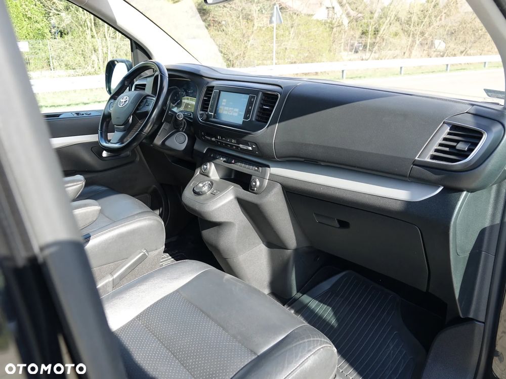 Toyota Proace Verso - 16