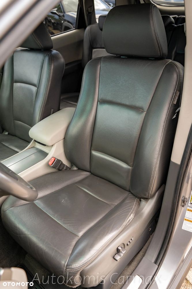 Subaru Tribeca - 17