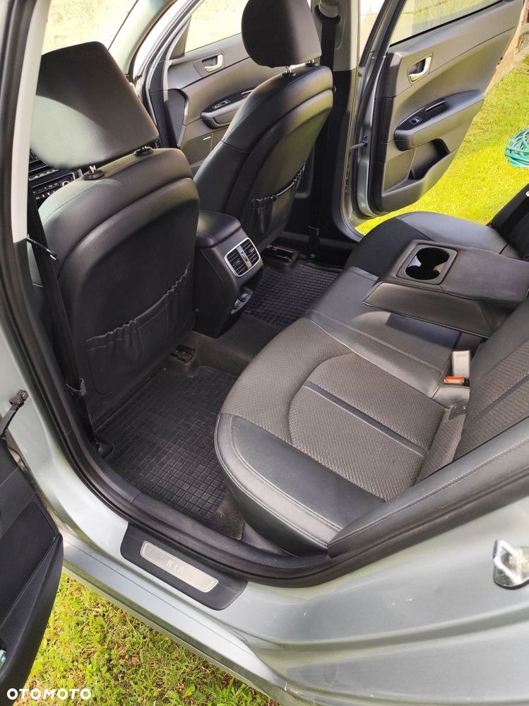 Kia Optima Plug-in Hybrid - 25