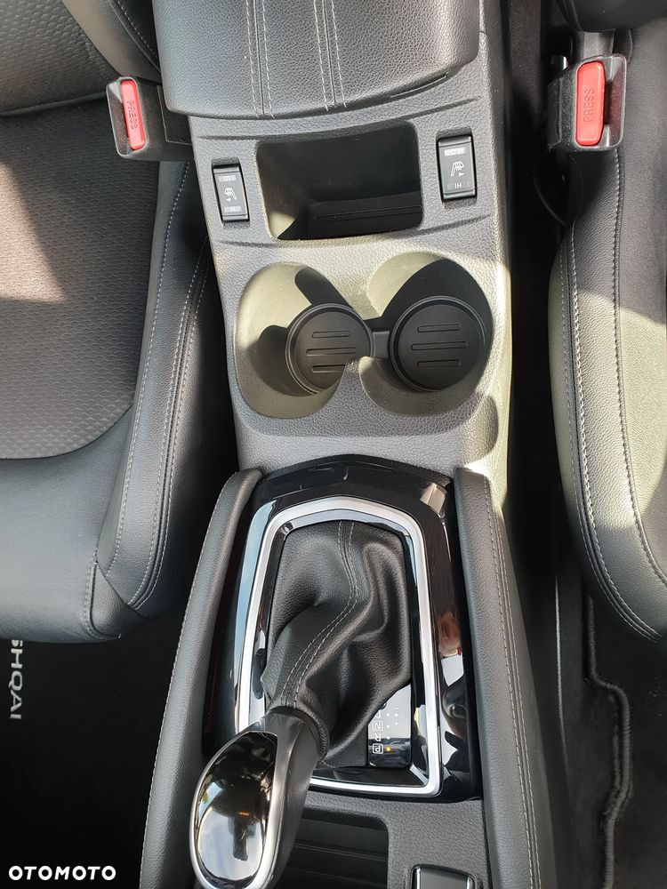 Nissan Qashqai - 22