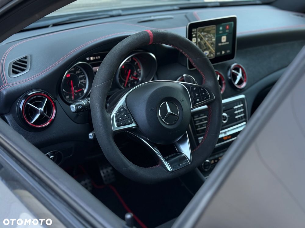 Mercedes-Benz GLA AMG 45 4-Matic - 20