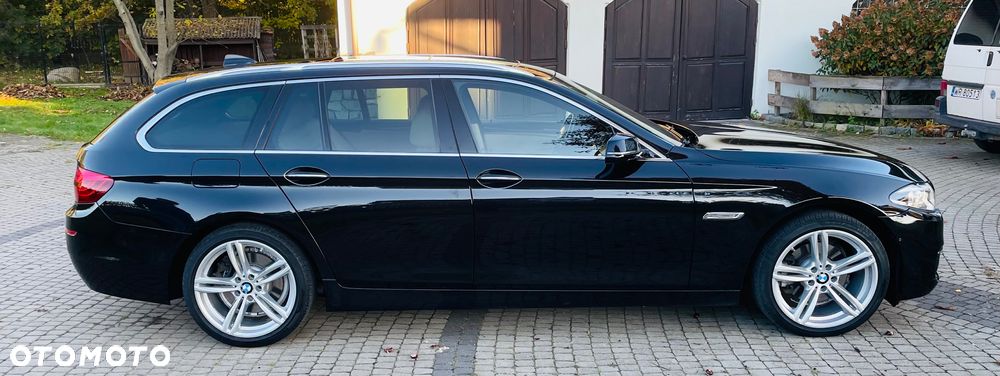 BMW Seria 5 520d Luxury Line sport - 11
