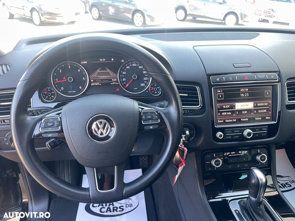 Volkswagen Touareg 3.0 V6 TDI SCR Blue Motion DPF Automatik - 36