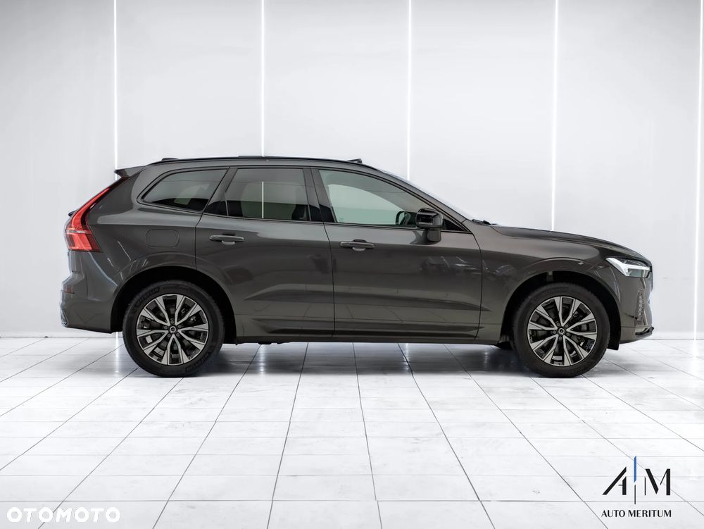 Volvo XC 60 B4 D AWD Plus Dark - 7