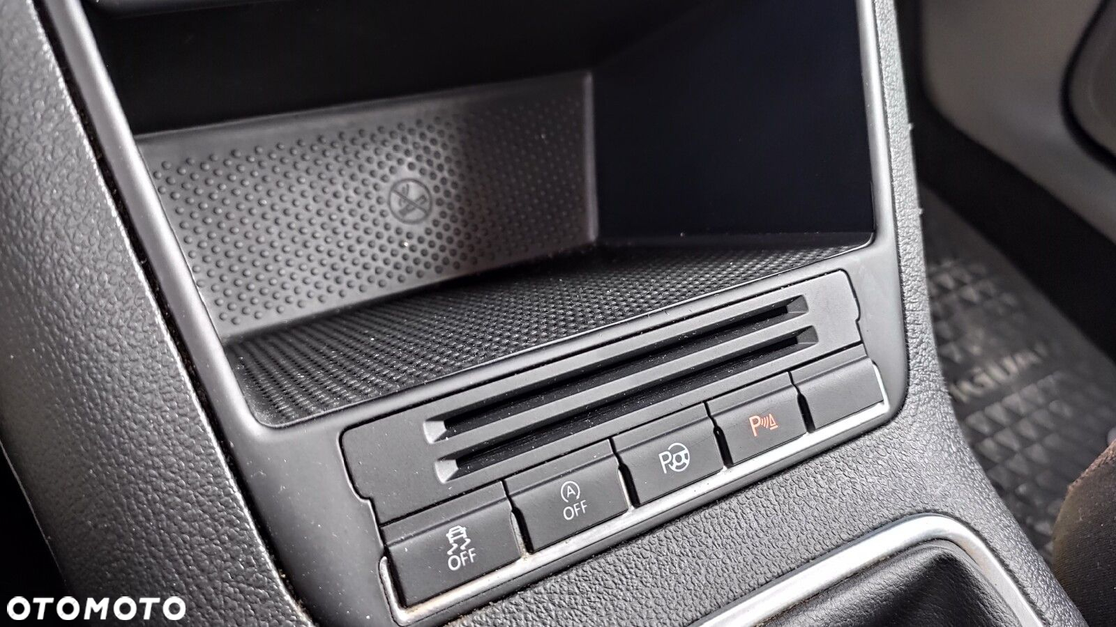 Volkswagen Tiguan - 18