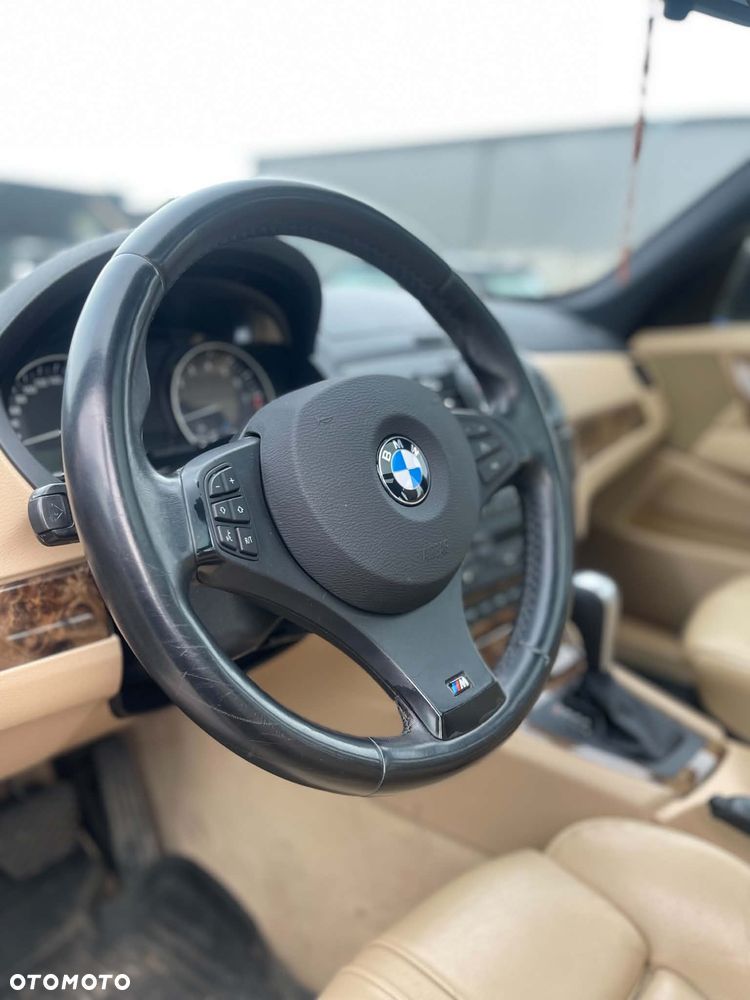 BMW X3 3.0si - 13