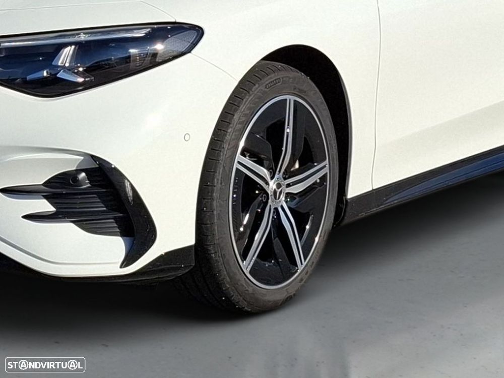 Mercedes-Benz CLA 250+ EQ - 4