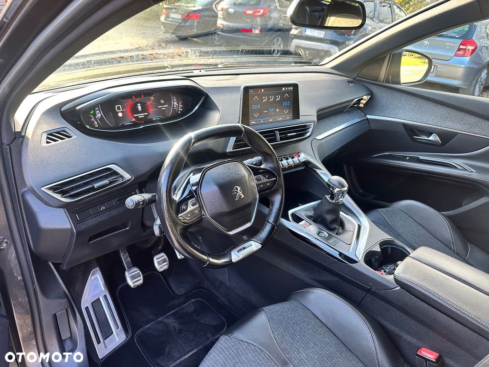 Peugeot 3008 - 11