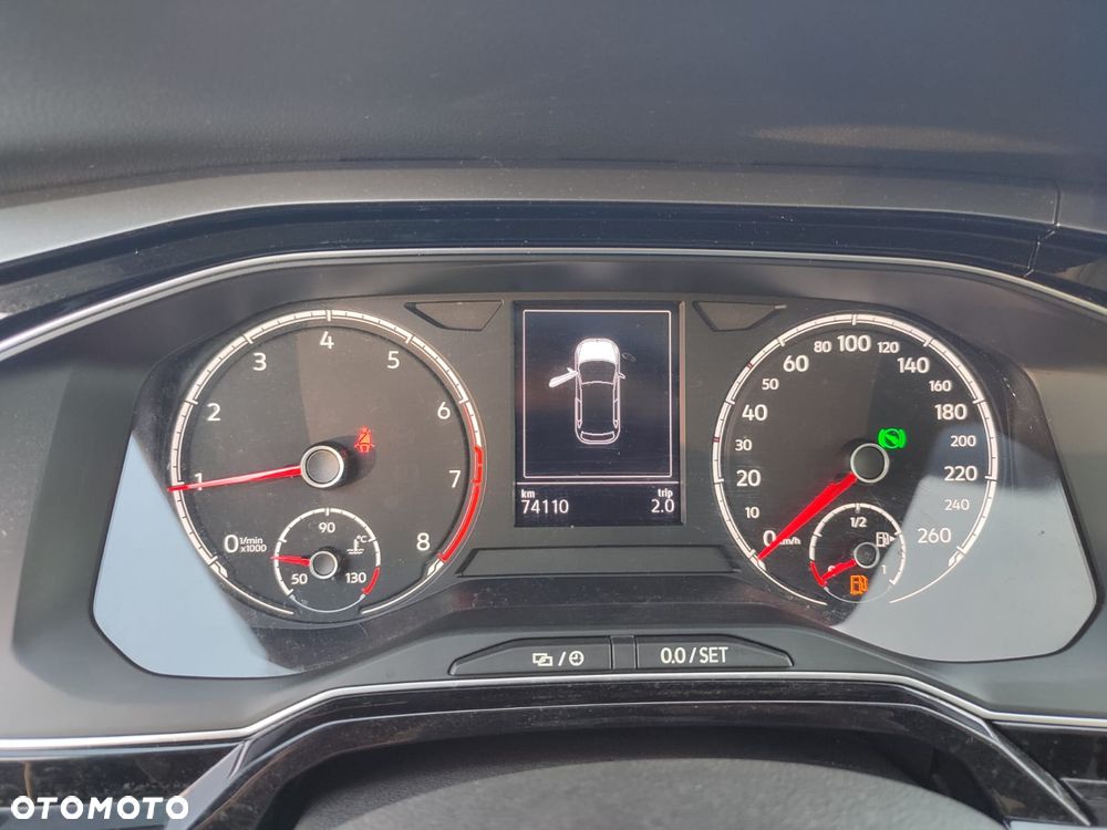 Volkswagen Polo - 19