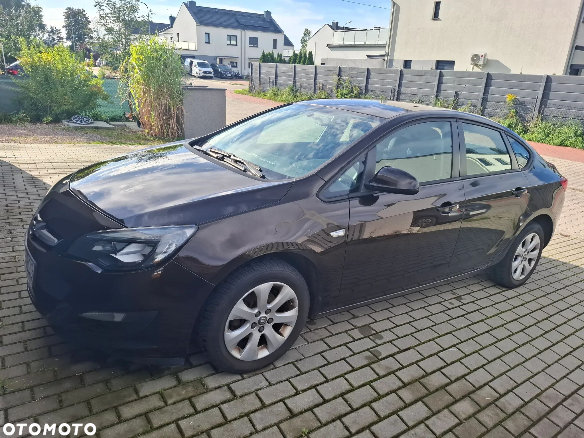 Opel Astra IV 1.6 Enjoy - 1