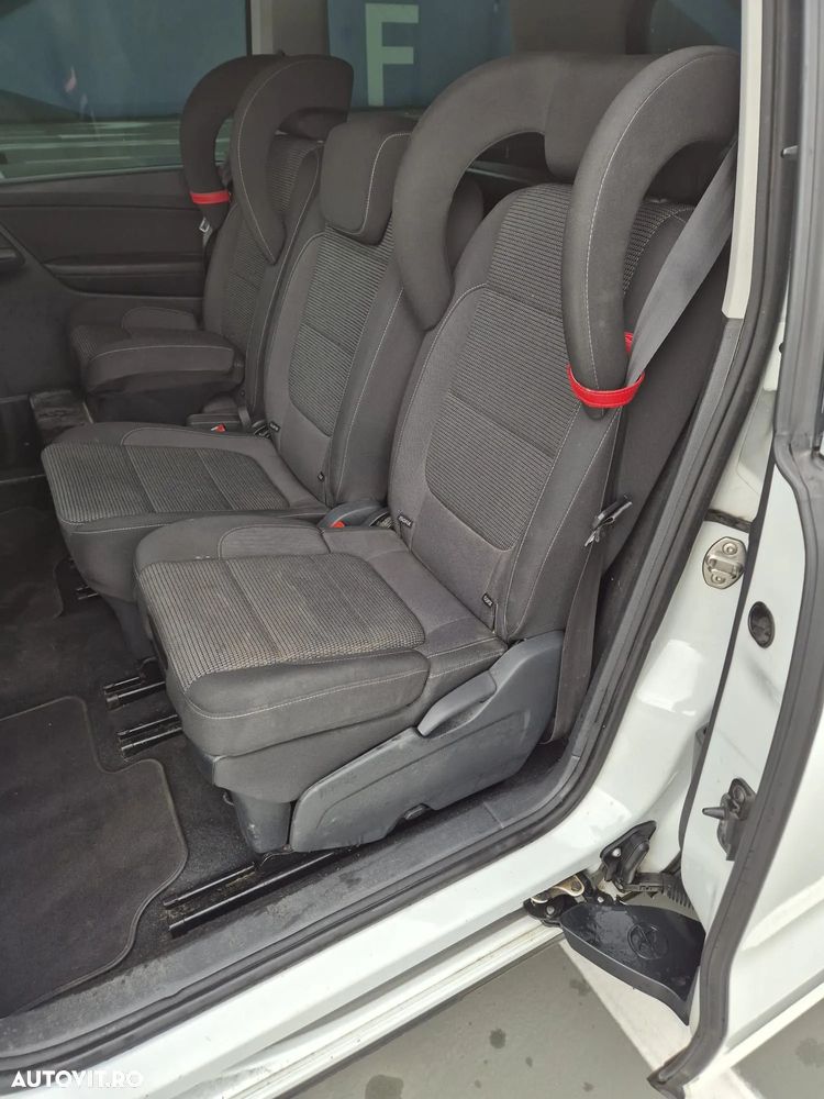 Volkswagen Sharan - 9