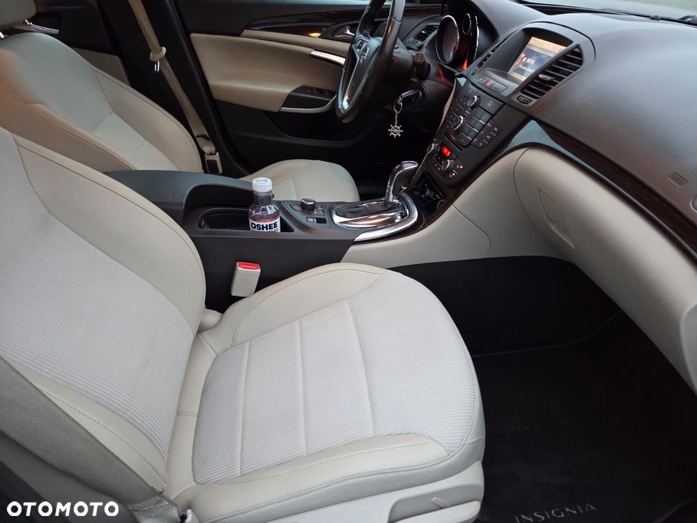Opel Insignia 2.0 T Edition - 10