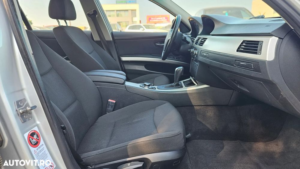 BMW Seria 3 318d Aut. Blue Performance Modern Line - 17