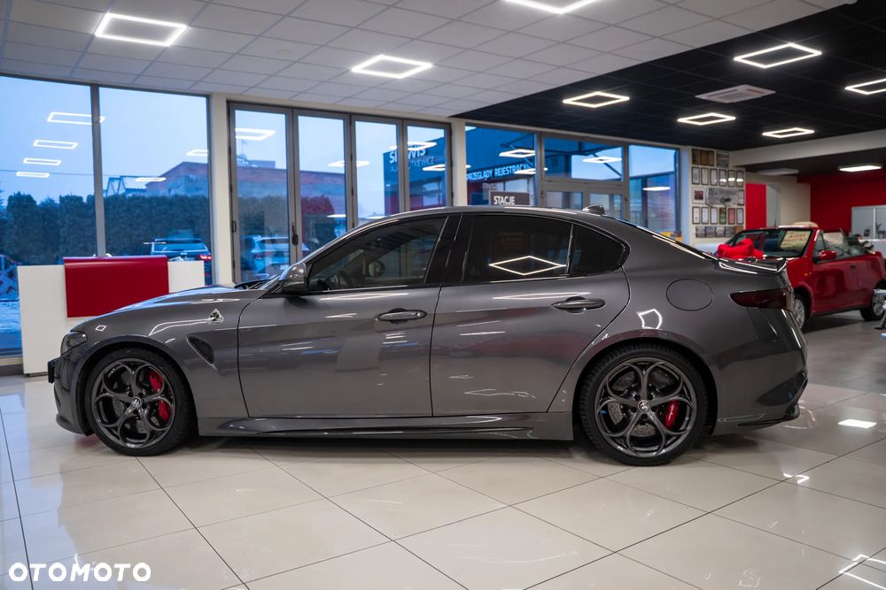 Alfa Romeo Giulia 2.9 Bi Turbo V6 Quadrifoglio - 11