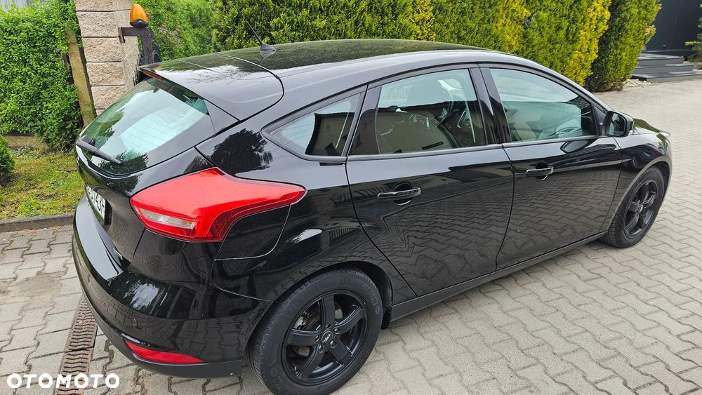 Ford Focus 1.0 EcoBoost Trend - 13