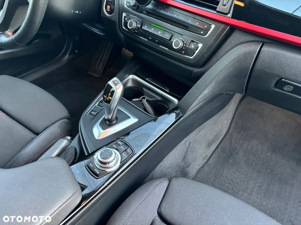 BMW Seria 3 316d Sport Line - 12