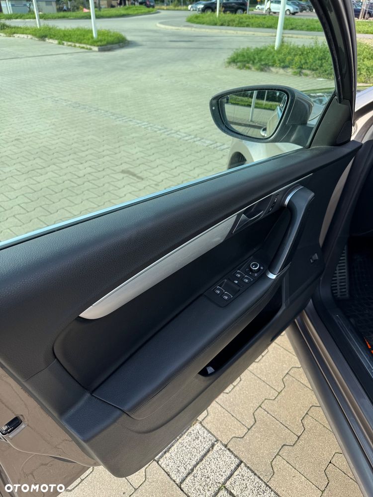Volkswagen Passat 1.6 TDI BlueMotion - 9
