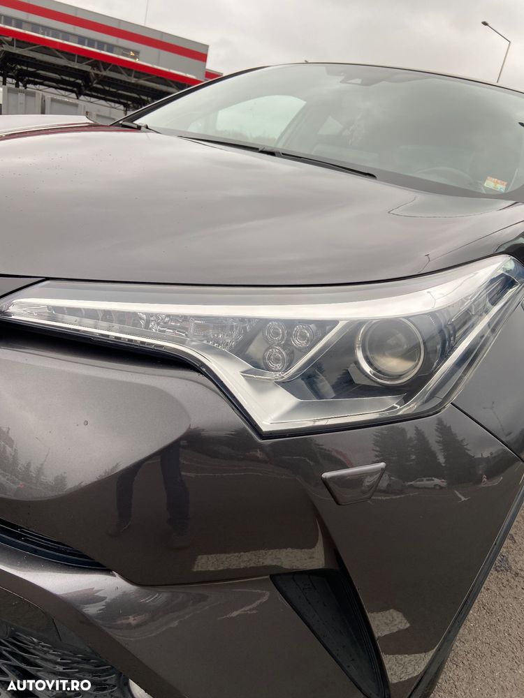 Toyota C-HR Hybrid Business-Edition - 23